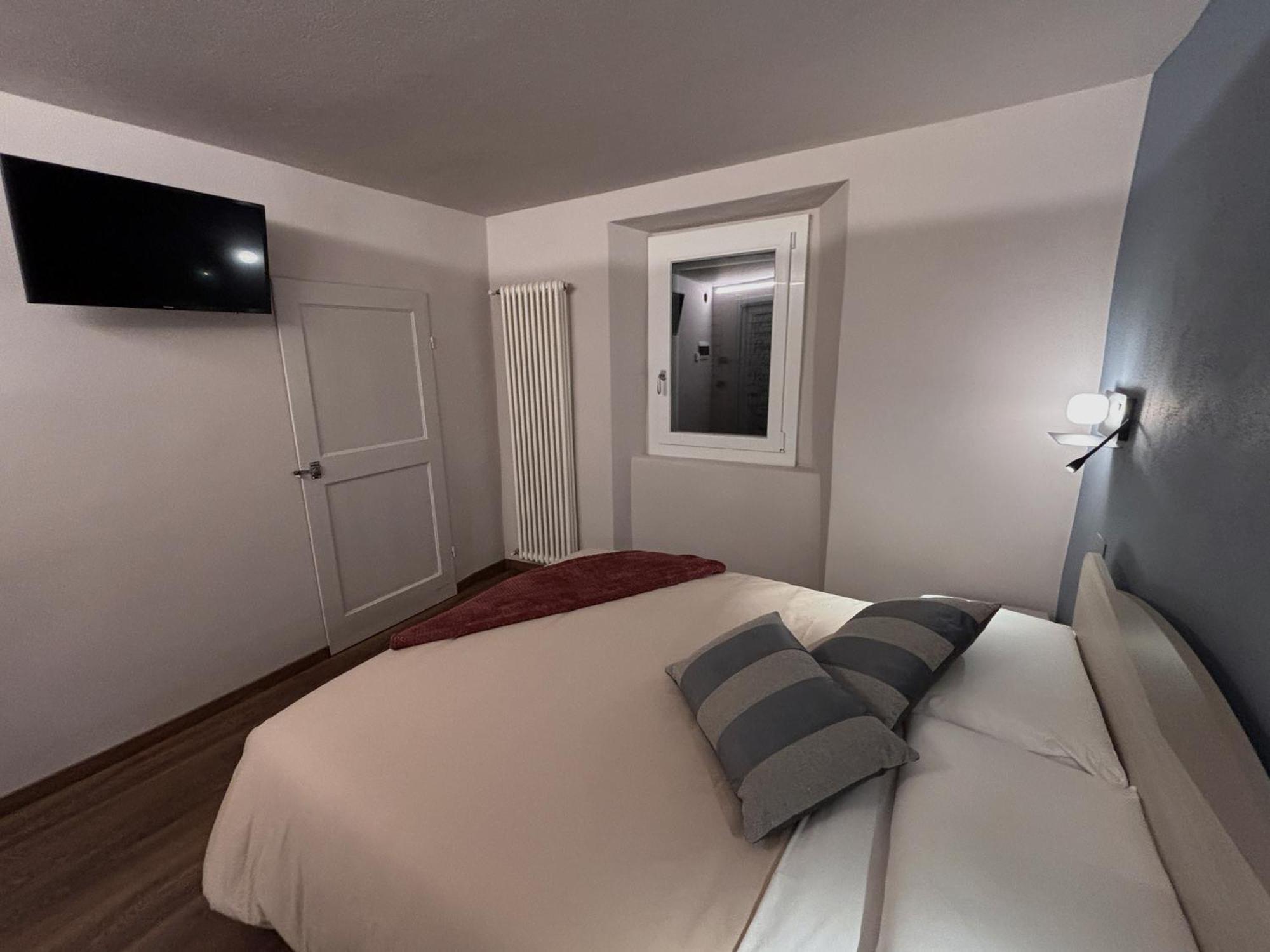 Torre Antica Montese Appartamento 1 Екстериор снимка