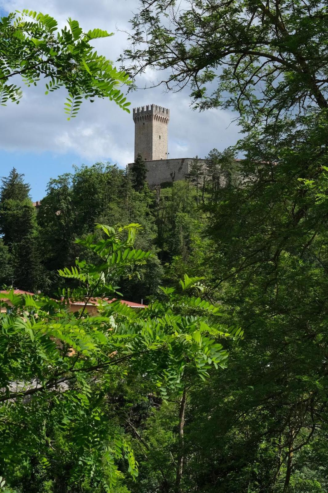 Torre Antica Montese Appartamento 1 Екстериор снимка